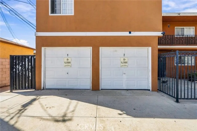 5333 Pine Avenue photo 4