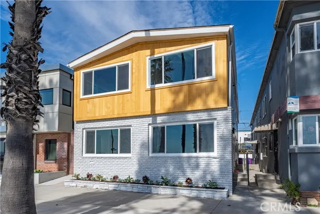 5339 E Ocean photo 2