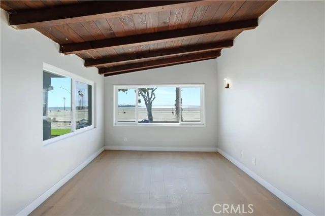 5339 E Ocean photo 5