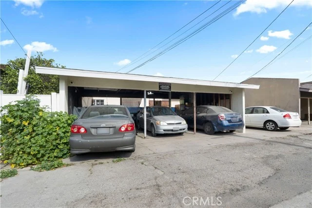 640 W Redondo Beach photo 4