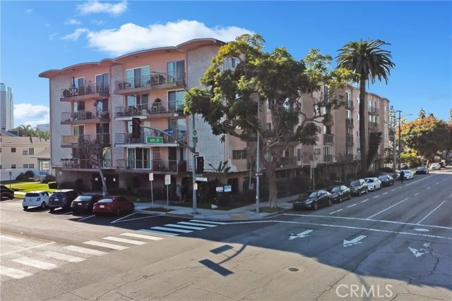 545 Chestnut Avenue #406 photo 2