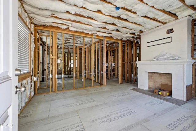 1042 W 62nd Street photo 3