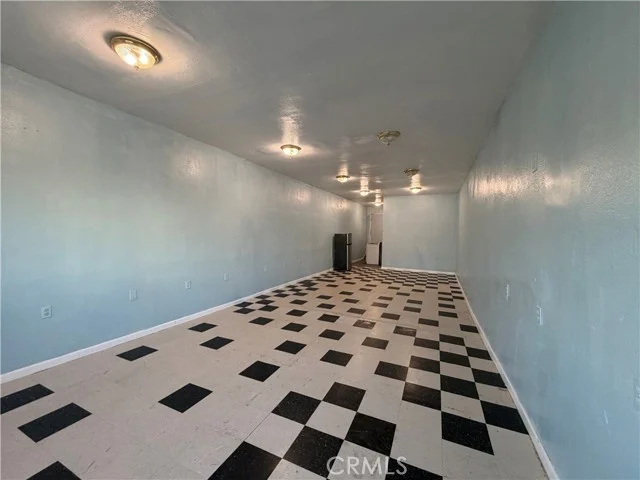 7815 S Western photo 4