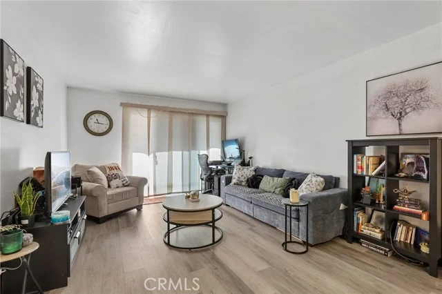 3565 Linden Avenue #165 photo 3