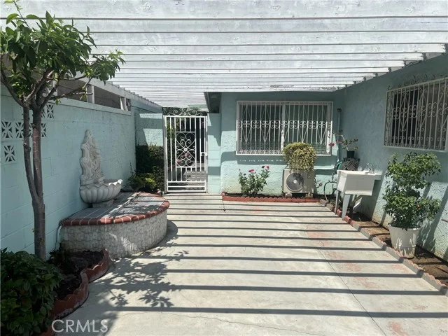 1259 S. Arizona Ave. photo 5