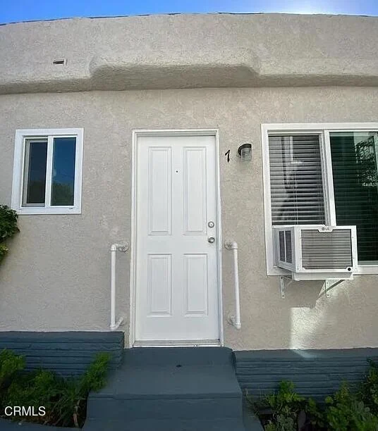 2561 Colorado Boulevard photo 3