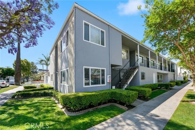 1761 Park Avenue photo 3