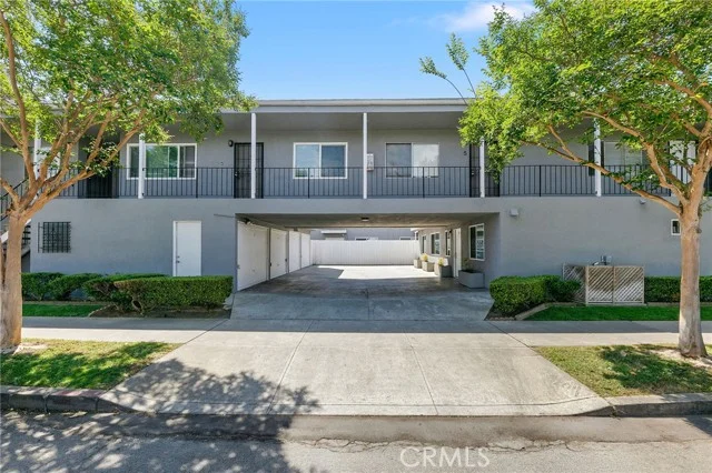 1761 Park Avenue photo 4