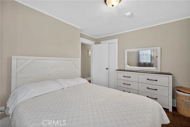 5710 Ruthelen photo 3