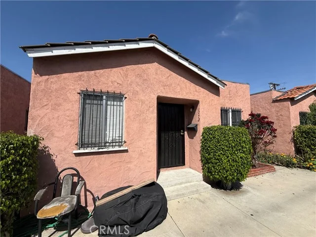 1171 W 38th Street photo 3