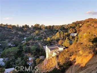 2537 Woodstock Road photo 3