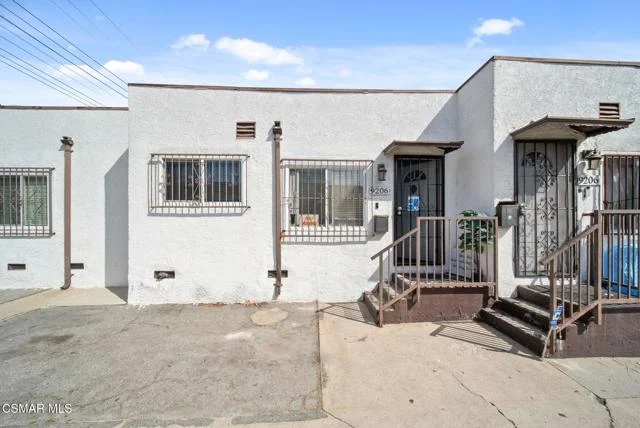 9206 Hoover Street photo 5
