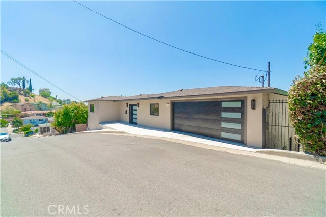 2925 Adkins Avenue photo 3