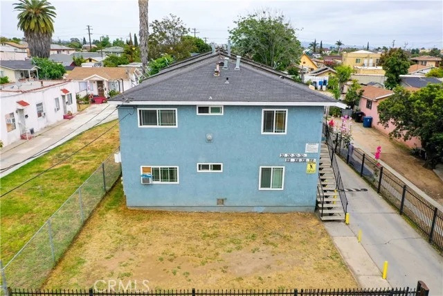 708 Burger Avenue photo 2