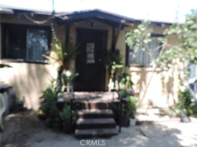 1350 E 43rd Street photo 4