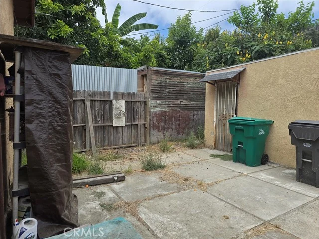 363 E Morningside photo 5