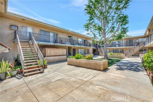 14919 S Normandie #27 photo 3