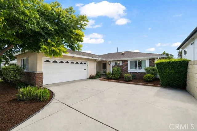 3501 Claremore Avenue, Long Beach