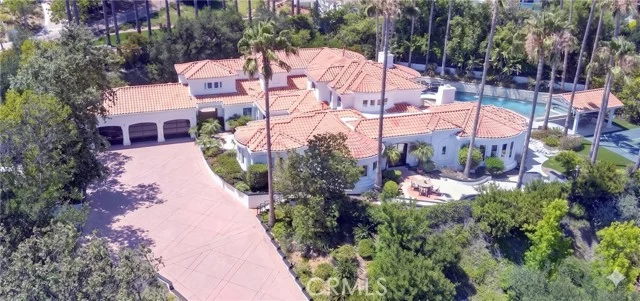 1377 Pathfinder Avenue, Westlake Village