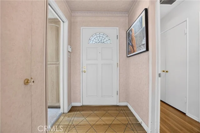 5961 Hillview Park photo 3