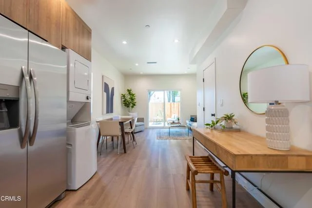 1/4 Dorris Place photo 5
