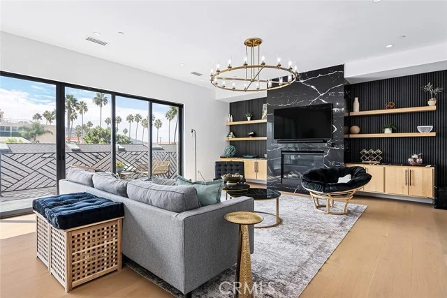1406 S Catalina #B photo 4