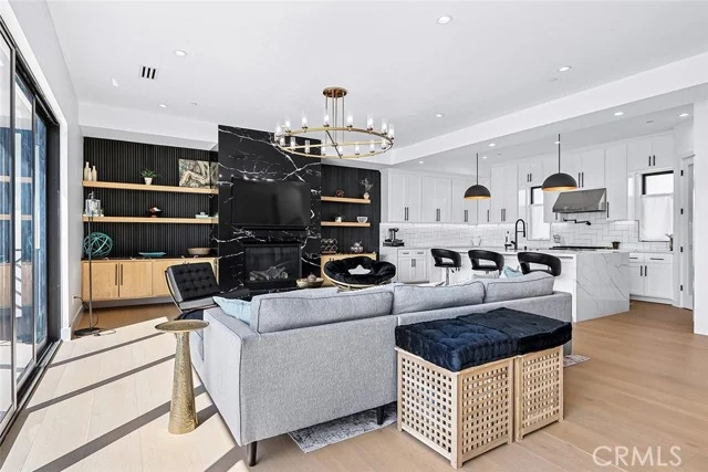 1406 S Catalina #B photo 5