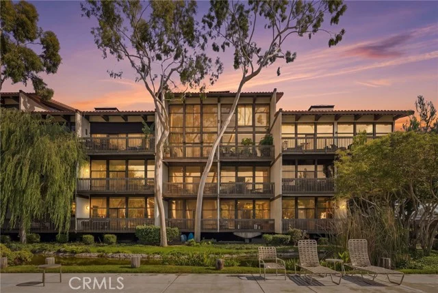 7139 Marina Pacifica Drive S #Key 8 photo 1