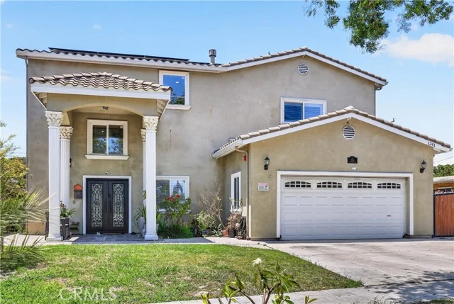 1241 N Studebaker, Long Beach