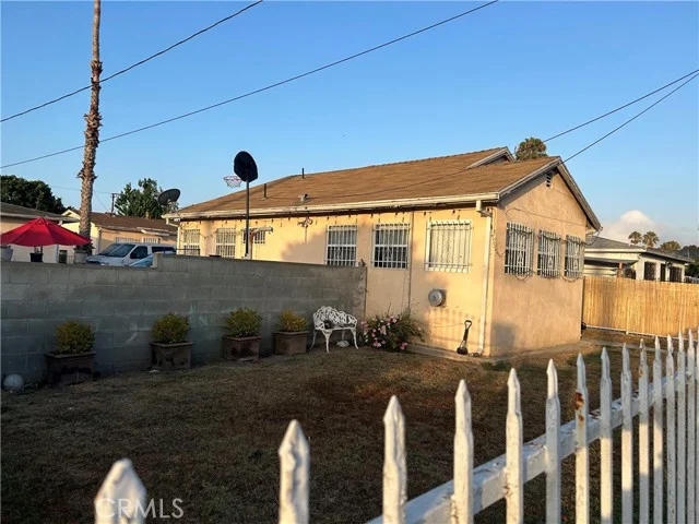 4846 W 111th Place photo 2