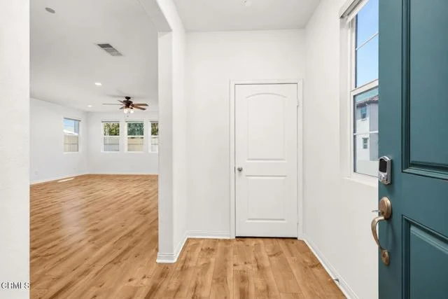 17326 Parque Vanowen Way photo 5