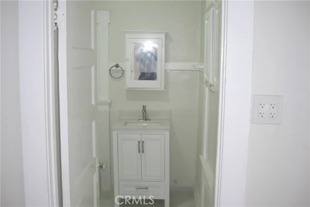 3846 S Gramercy Place photo 5