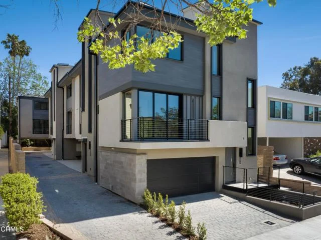 1/2 N Sycamore Avenue, Los Angeles