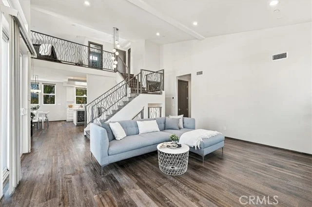 2707 Rockefeller Lane #C photo 3