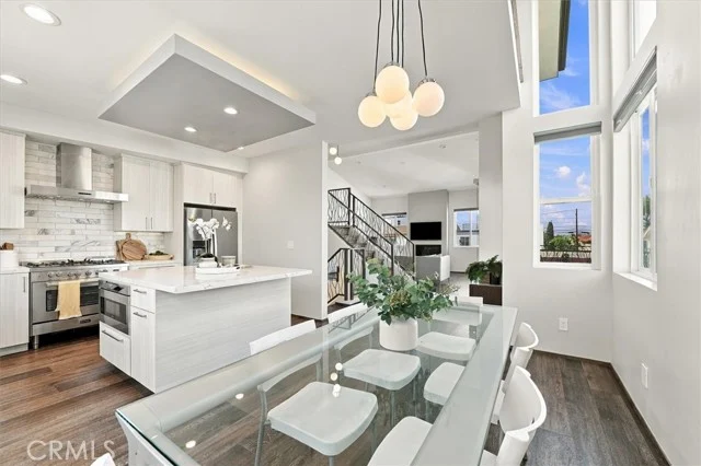 2707 Rockefeller Lane #C photo 4