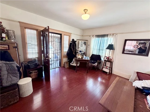 3987 Halldale Avenue photo 4