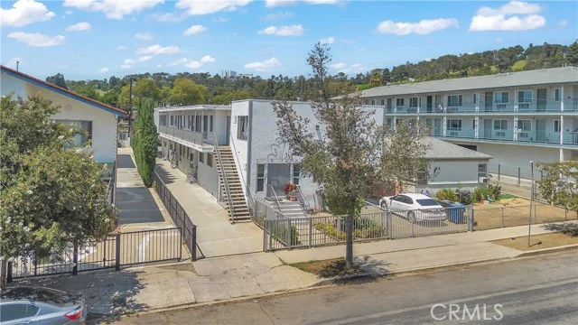 3315 Andrita, Los Angeles