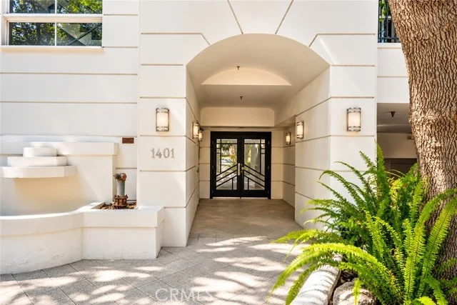 1401 S Bentley Avenue #403 photo 3