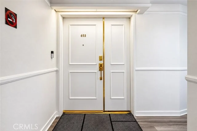 1401 S Bentley Avenue #403 photo 4
