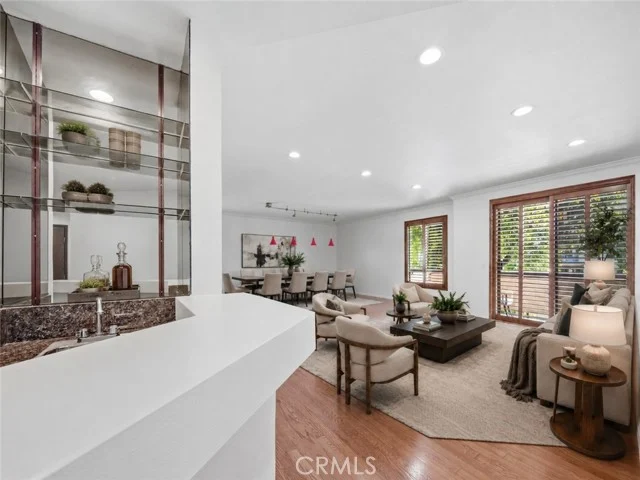 1315 roxbury dr #204 photo 4