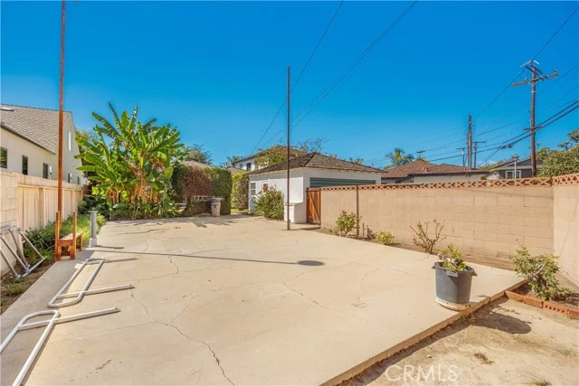 5233 E Broadway photo 3