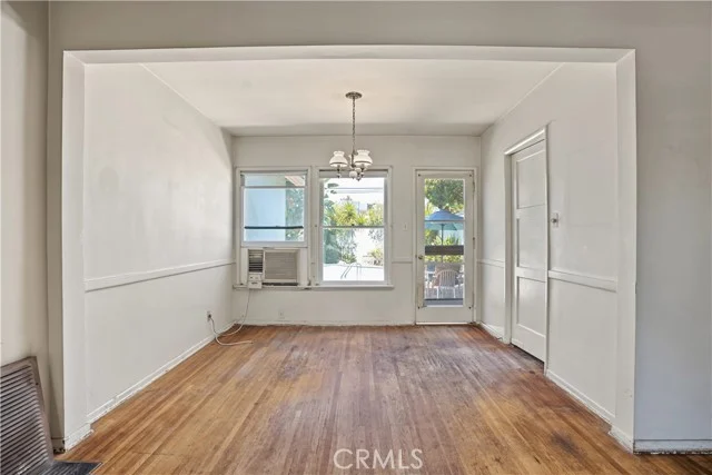 16839 Margate Street photo 3
