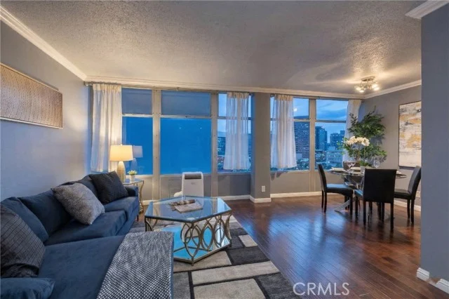 100 Atlantic #902 photo 4