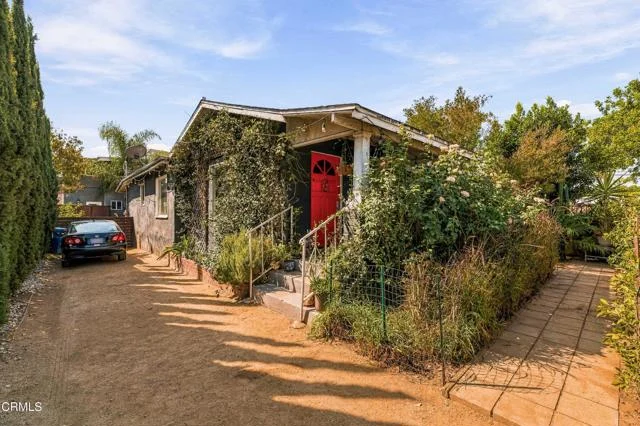 3518 Hunter Street photo 2