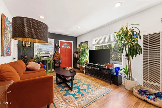3518 Hunter Street photo 5