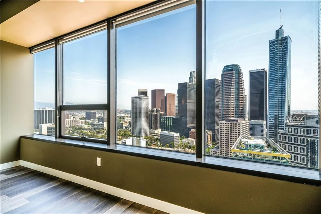 1100 Wilshire #2707 photo 3