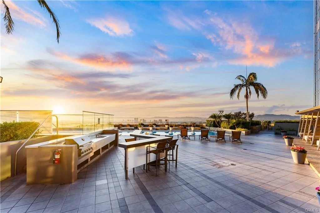 1100 Wilshire #2707 photo 4