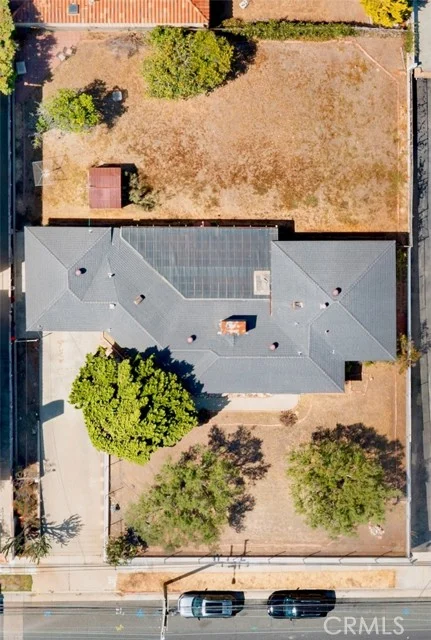 1633 Artesia photo 5