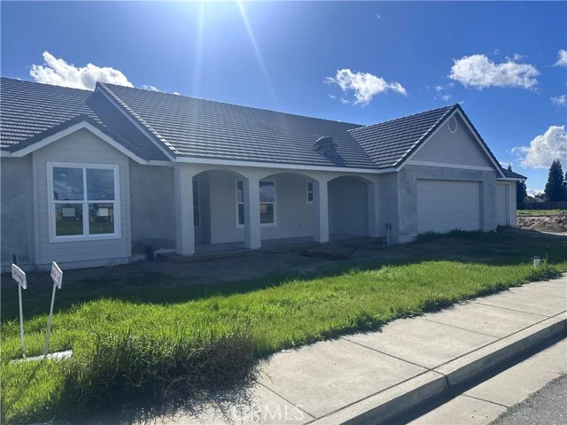 474 Aaron Court photo 2