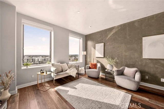3810 Wilshire Boulevard #909, Los Angeles